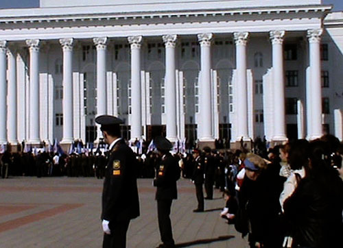 Nalchik, the public rally in memory of the law enforcement officials killed by terrorists on the 13th of October 2005. Photo by the "Caucasian Knot"