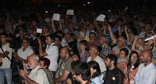 Freedom Square in Yerevan, 28.07.2016. Photo by Tigran Petrosyan for the "Caucasian Knot"