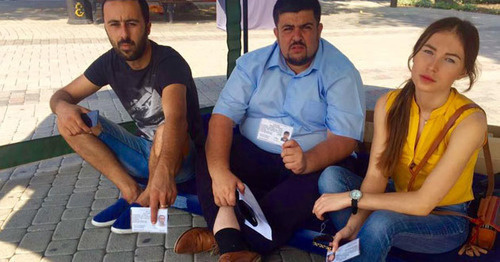 The members of the "Communists of Russia" Party go on hunger strike for the resignation of the Governor of the Stavropol Territory. Mikhail Abramyan is in the centre. Krasnodar, August 25. Photo from Abramyan's personal page on Facebook