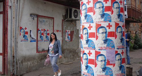 Propaganda poster of the "United National Movement" opposition party, Tbilisi, October 2016. Photo by Inna Kukudzhanova for the ‘Caucasian Knot’. 