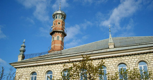 A mosque. Khasavyurt. Photo: Aleksandr Sikora http://odnoselchane.ru/