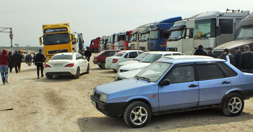 Heavy truck drivers on protest against 'Platon' system, Dagestan, April 2017. Photo by Patimat Makhmudova for the 'Caucasian Knot'. 