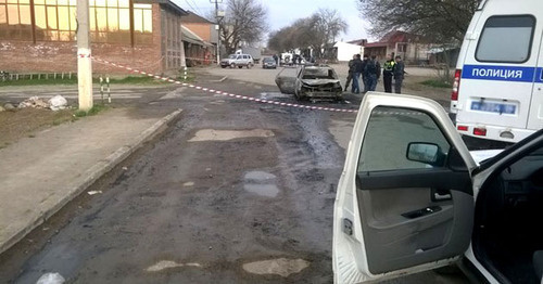 Attack on road-and-patrol police car in Malgobek, April 8, 2017. Photo: http://kavtoday.ru/31853