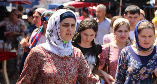 Central market of Grozny on the eve of celebrations. Photo by Magomed Magomedov for the Caucasian Knot.