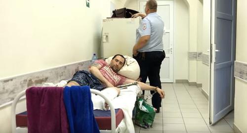 Alexander Batmanov in the hospital in Volgograd. July 2017. Screenshot of the video by the user NGO TV https://www.youtube.com/watch?time_continue=122&amp;v=aGAqpCpUyCY