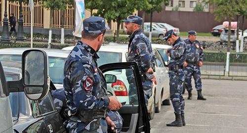 Law enforcers, Grozny. Photo by Magomed Magomedov for the Caucasian Knot.