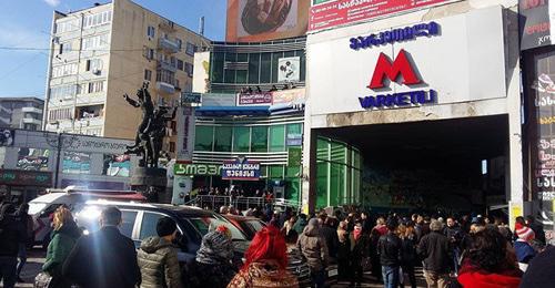 “Varketili” metro station, Tbilisi, January 30, 2018. Photo: © Sputnik / STRINGER https://sputnik-georgia.ru/incidents/20180130/239102762/Obrushenie-potolka-v-metro-Tbilisi-poslednie-novosti.html