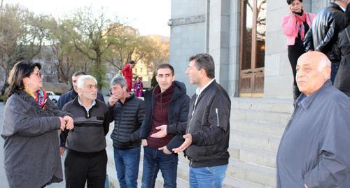 A retired Colonel Volodya Avetisyan declared a sitdown strike with his supporters. March 21, 2018. Photo by Armine Martirosyan for the "Caucasian Knot"