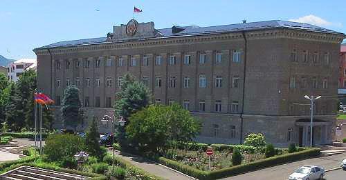 Residence of Nagorno-Karabakh President, Stepanakert, June 6, 2018. Photo by Alvard Grigoryan for the Caucasian Knot