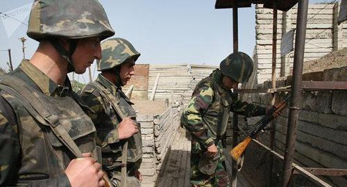 Soldiers of the Nagorno-Karabakh Defence Army. Photo by Ilya Pitalyov https://ru.armeniasputnik.am/karabah/20180410/11361722/karabakh-armiya-oborona-proisestviya.html