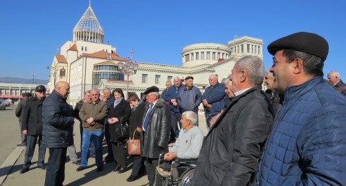 Rally participants in Stepanakert. Photo by Alvard Grigoryan for the Caucasian Knot