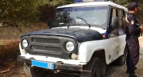 A police car at the site of the CTO in Dagestan. Photo by the press service of the Russian National Antiterrorist Committee http://nac.gov.ru/kontrterroristicheskie-operacii/v-hode-kto-v-dagestane-neytralizovany-troe-2.html