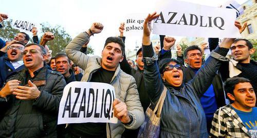 Activists chant "Freedom!". March 2018. Photo by Aziz Karimov for the "Caucasian Knot"