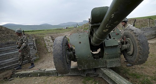 At the contact line in Nagorno-Karabakh. Photo: REUTERS/Staff