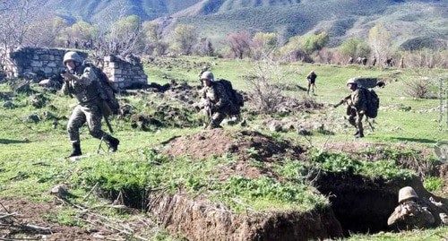 Soldier of the Defence Army of Nagorno-Karabakh. Photo: press service of the Ministry of Defence of Armenia, http://www.mil.am/hy/news/7681