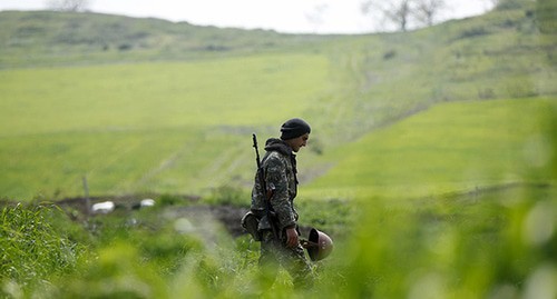 On the contact line in Nagorno-Karabakh. Photo: REUTERS/Staff