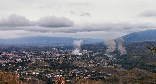 Smoke at the site of the hostilities in Stepanakert. Nagorno-Karabakh, October 4, 2020. Photo: REUTERS/Stringer