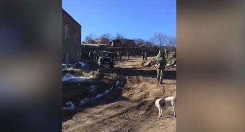 Russian peacekeepers in the village of Shurnukh, January 2, 2020. Screenshot: https://youtu.be/rOdPXz3Hoh0