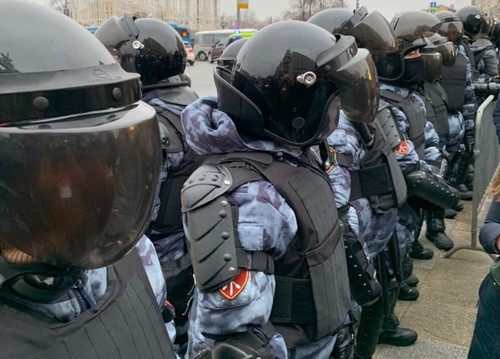 Law enforcers at the venue of the protest action in Moscow, January 23, 2021. Photo by Oleg Krasnov for the Caucasian Knot