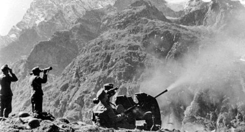 German anti-aircraft fire. September 1942, Northern Caucasus. Photo: Bundesarchiv, Bild 146-1970-033-04 / CC-BY-SA https://ru.wikipedia.org