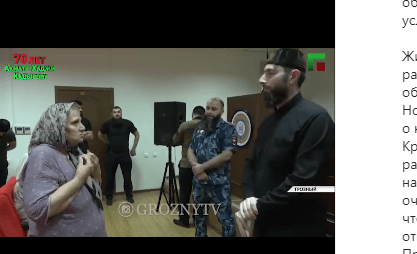 Adam Elzhurkaev, head of the Centre for Islamic Medicine, scolds a Chechen resident. Screenshot: http://www.instagram.com/p/CRBMJHhFzSJ