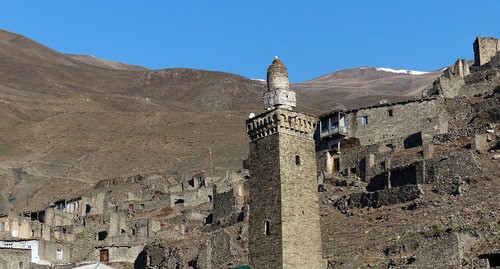 A minaret in the village of Shinaz. Photo: Fred Schaerli https://ru.wikipedia.org/