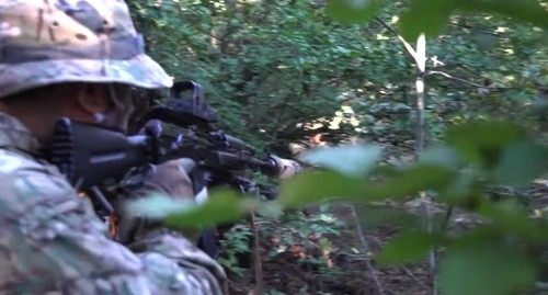 A special forces agent at the venue of the counterterrorist operation near the village of Talgi. Screenshot from video posted by the National Antiterrorism Committee of Russia