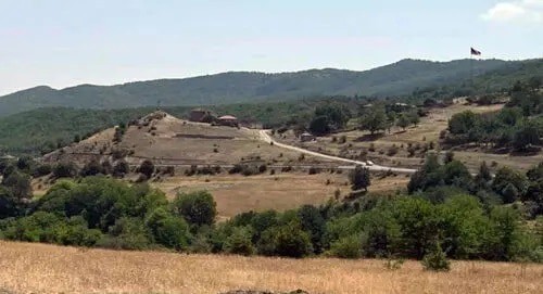 Goris-Kapan highway. Photo from the Armenian Ombudsman official Facebook page, http://www.facebook.com/Armenianombudsman/posts/1771473627906760