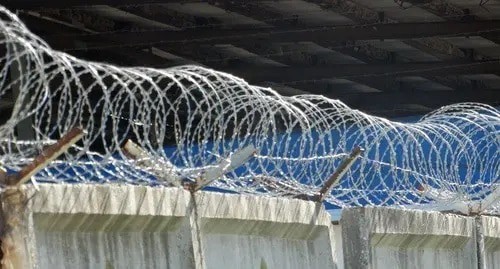 Prison fencing. Photo by Nina Tumanova for the Caucasian Knot