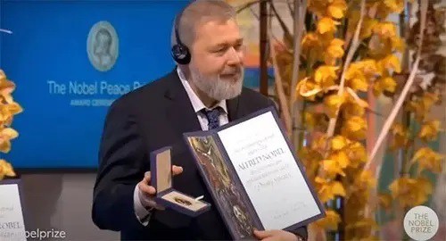 Dmitry Muratov at the Nobel Prize ceremony. Screenshot: https://www.ridus.ru/news/368413