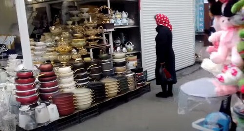 The Grozny market “Berkat”. Screenshot of the video by ЖЕНЩИНА С ПРЕТЕНЗИЕЙ https://www.youtube.com/watch?v=zuixOP9FT08&amp;t=2s