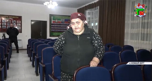 One of the female residents of Chechnya who were detained by police. Screenshot of the video by the "Grozny" TV Company https://www.instagram.com/p/CYgJbXMp68l/
