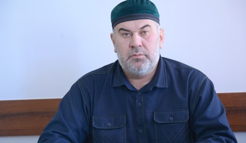 Asvad Kharekhanov. Photo: website of the Ministry of Education and Science of Chechnya, https://mon95.ru/ministry/deputy/kharekhanov-asvad-garinovich