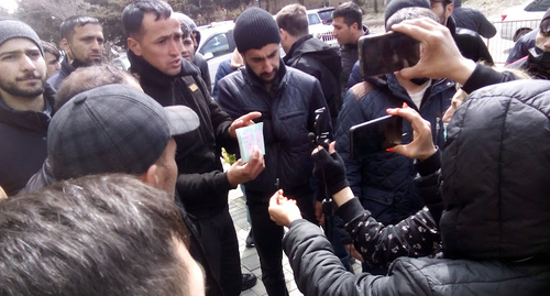 Participants in the Karabakh war demand the status of veterans from the Azerbaijani Defense Ministry. Photo by Kamal Ali for the Caucasian Knot