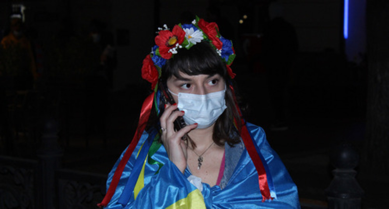 A resident of Georgia attends rally in support of Ukraine. Photo by Inna Kukudzhanova for the Caucasian Knot