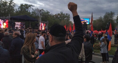 Participants in the rally demanding the resignation of Nikol Pashinyan. Yerevan, May 3, 2022. Photo by Armine Martirosyan for the "Caucasian Knot"