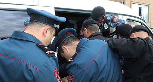 The police detains activists in Yerevan. May 2022. Photo by Tigran Petrosyan for the "Caucasian Knot"