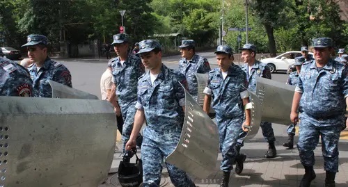 Policemen during a protest rally in Yerevan. Photo by Tigran Petrosyan for the Caucasian Knot