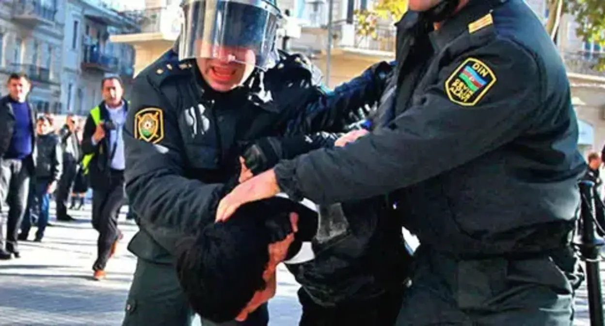 The police during the detention. Photo by Aziz Karimov for the "Caucasian Knot"