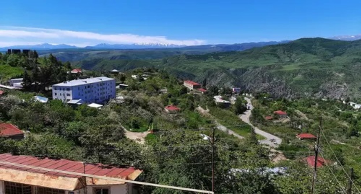 Lachin (Berdzor). Photo by Alvard Grigoryan for the Caucasian Knot