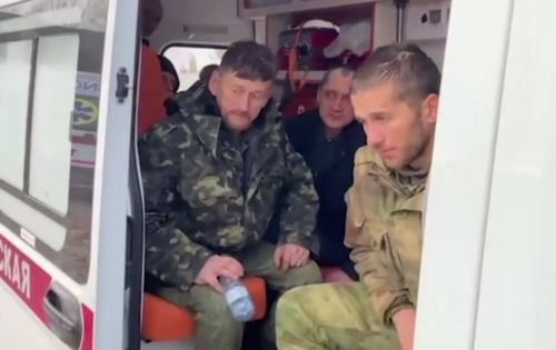 A group of prisoners of war returned home. Screenshot of the video posted on Kadyrov's Telegram channel on December 3, 2022 https://t.me/RKadyrov_95/3167
