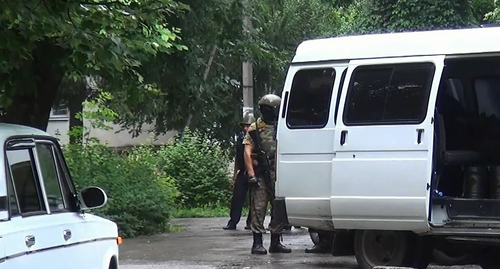 A counterterrorist operation in Nalchik. Photo: http://nac.gov.ru/sites/default/files/styles/full_size/public/video.mp4_snapshot_00.16_2015.jpg