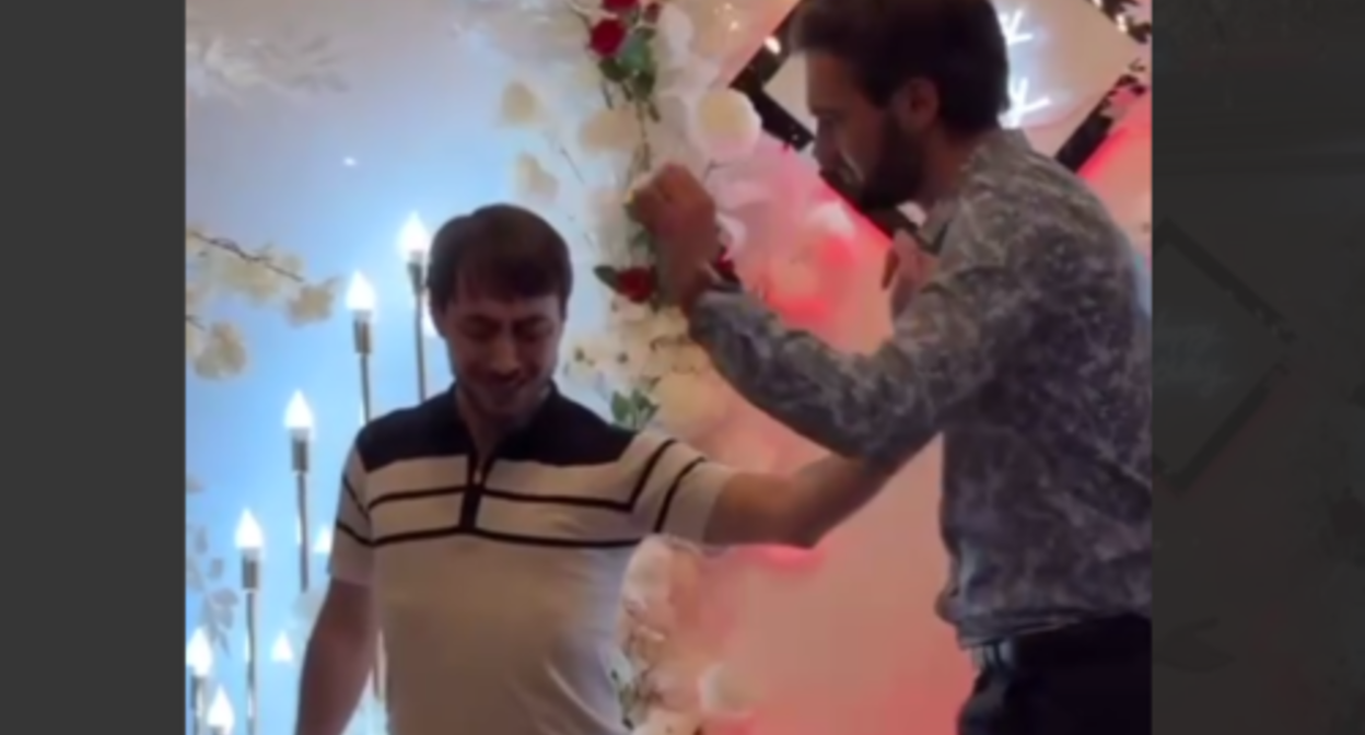 Two young men dancing. Screenshot of the video posted in the “Echo of Dagestan” Telegram channel on December 28, 2023 https://t.me/echo_dagestan/2327