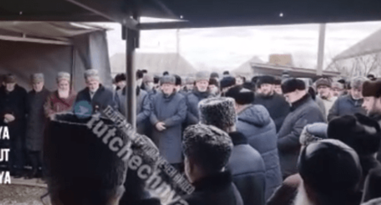 The reconciliation of the Gakaevs and relatives of Turpal-Ali Shamurzaev, accused of killing the Mullah. Screenshot of the video posted on the Instagram page (the activities of the Meta Company, owning Facebook, Instagram, and WhatsApp, are banned in Russia) "Tut Chechnya" (Chechnya Here) on January 17, 2024 https://www.instagram.com/p/C2NqwqpLVLP/