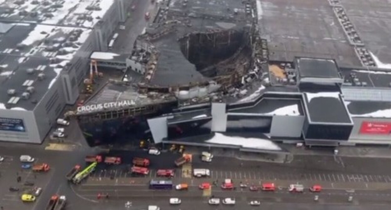 The Crocus City Hall after the terror act. Screenshot of the video published on the Baza Telegram channel https://t.me/bazabazon/26287