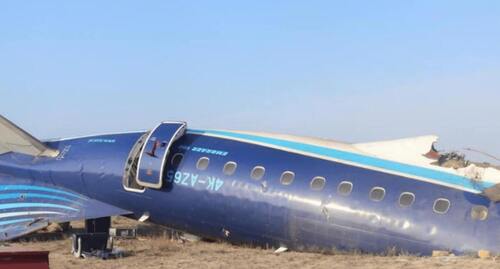 The tail of the aircraft flying from Baku to Grozny. Photo from the report published by the Ministry of Transportations of Kazakhstan The tail of the aircraft flying from Baku to Grozny. Photo from the report published by the Ministry of Transportations of Kazakhstan