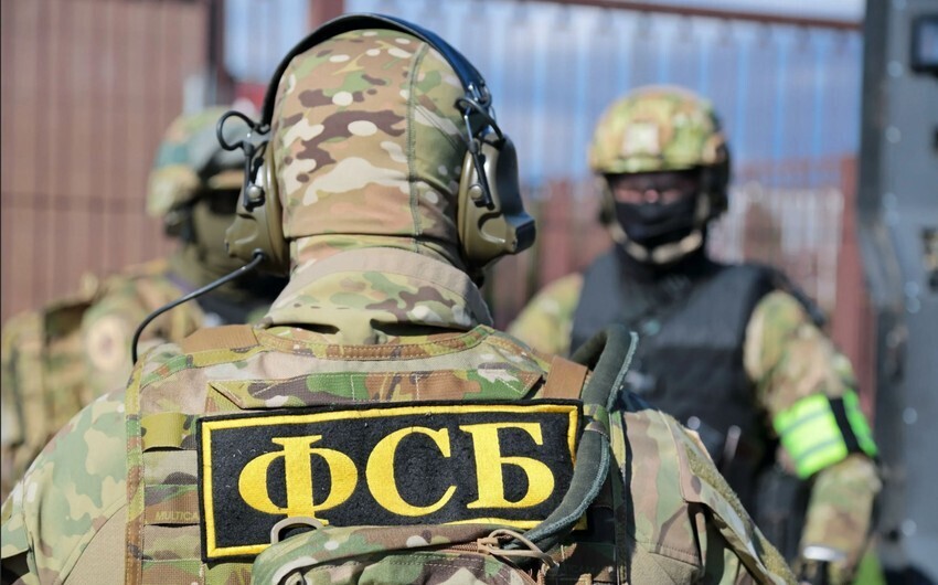 FSS employees. Photo: REPORT https://report.az/ru/v-regione/fsb-rf-poluchila-dostup-k-lichnym-delam-prizyvnikov/