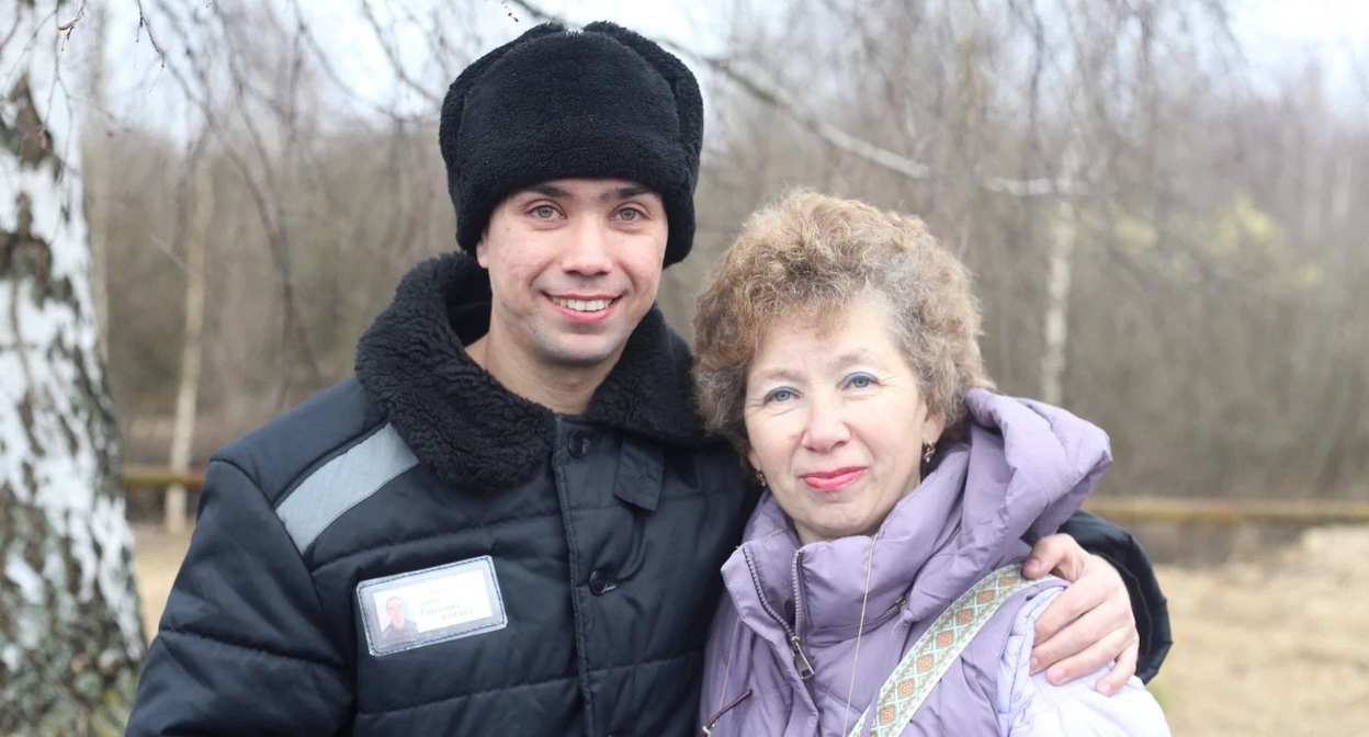 Danil Suvorov with his mother after his release from prison. April 2026. Photo from a website covering the persecution of Jehovah's Witnesses in Russia (396 Russian Jehovah's Witness organizations are designated as extremist, and their activities in Russia are banned by court order). Danil Suvorov with his mother after his release from prison. April 2026. Photo from a website covering the persecution of Jehovah's Witnesses in Russia (396 Russian Jehovah's Witness organizations are designated as extremist, and their activities in Russia are banned by court order).