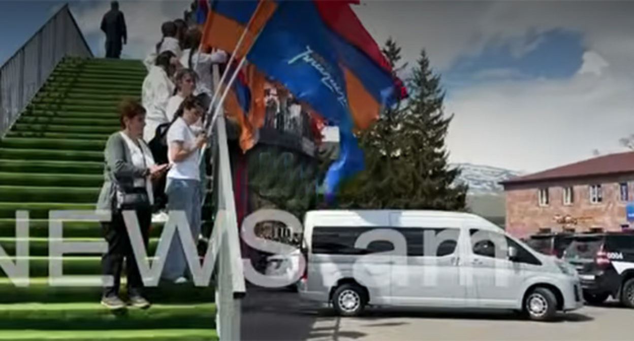 Teachers and students in the Aragatsotn region took part in the pre-election campaign. May 13, 2026. Video screenshot: https://news.am/ru/video/1034979 Teachers and students in the Aragatsotn region took part in the pre-election campaign. May 13, 2026. Video screenshot: https://news.am/ru/video/1034979